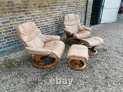 2 x Ekornes Stressless Recliner Chair with Footstool Leather beige tan retro