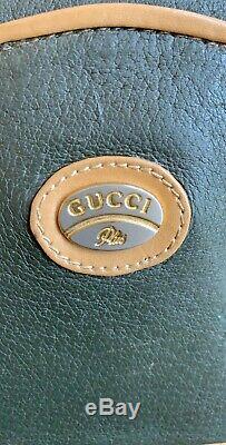 Authentic Gucci Plus Vintage Olive Green Leather Tan Trim Crossbody Bag