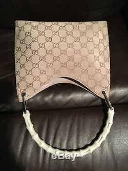 Authentic Vintage Gucci Tan suede leather GG bamboo Handle shoulder bag