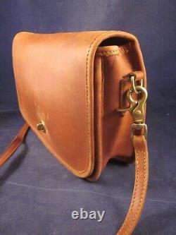 COACH Leather Purse 0483-393 British Tan Color Made USA VINTAGE 1970s EXCELLENT