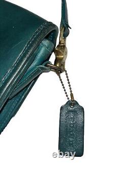 COACH Vintage City Bag Crossbody Glove-tanned Leather Handbag JADE, Rare