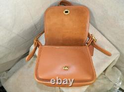 COACH Vintage'Legacy Small Flap' Bag #M9N-9965 British Tan Brass Vintage Exc