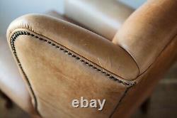 Chesterfield Queen Ann Vintage Antique Leather wingback armchair tan/brown