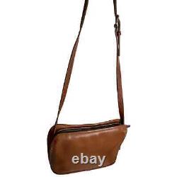 Coach Classic Vintage Women's Light Brown Tan Leather Crossbody Shoulder Bag