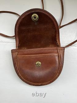 Coach Vintage 1980s British Tan Mini Belt Crossbody Scalloped Bag 9826