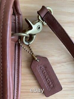 Coach Vintage Pocket Bag British Tan No 9755
