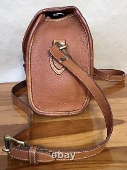 EUC Vintage Dooney Bourke Duck AWL Leather Saddle Tan Medium Essex Crossbody Bag