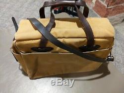 Filson Tan Padded Computer Bag, well broke in. Nice patina Style 258 Vintage