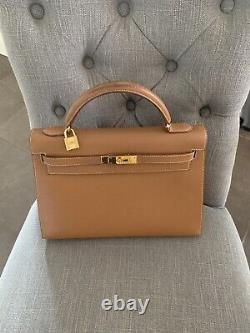 Hermes Kelly 32 Gold Sellier with Gold Hardware Vintage
