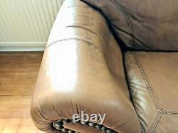 Large leather 3 seater sofa cigar club tan chair vintage chesterfield stud detai