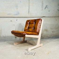 Super Stylish Danish Vintage Cado Lounge Chair Light Beech and Tan Leather #927
