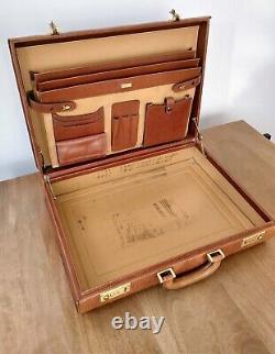Vintage Bally Tan Brown Grain Leather Briefcase In need of repairs