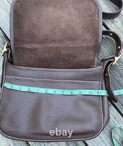 Vintage COACH Patricia Legacy Brown Tan Leather Flap Messenger Bag 9951