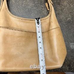 Vintage Coach 9058 Legacy Tan Leather Medium Hobo/Shoulde Bag withExterior Pocket