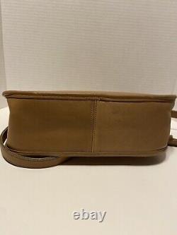 Vintage Coach City Bag in Putty