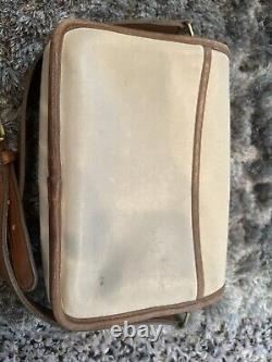 Vintage Coach Cream Tan Leather Spectator Shoulder Bag 006-1911