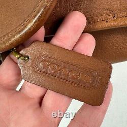 Vintage Coach Purse British Tan Leather J5C 9977 Hand Bag Turn Lock Top Handle