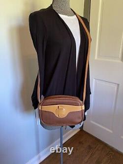 Vintage Courreges Paris crossbody shoulder bag Purse Tan/Brown Leather France