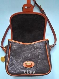 Vintage Dooney & Bourke All-Weather Leather Crossbody in Black withBritish Tan