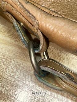 Vintage Dooney & Bourke British Tan Pebbled Leather Crossbody Handbag Purse USA