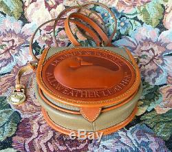 Vintage Dooney and Bourke Big Duck Shoulder Bag U. S. A. Taupe / Tan