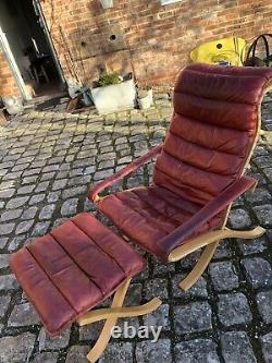 Vintage Mid Century Leather lounge chair & Footstool By Ingmar Relling westnofa