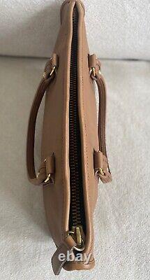 Vintage Mid to Late 1970s COACH Full Grain Brown Leather Handbag 0555-913