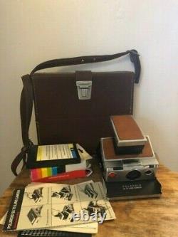 Vintage Polaroid SX-70 Land Camera withoriginal Leather Case & instruction booklet