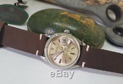 Vintage Rolex Oysterdate 6694 Silver Dial Date Manual Wind Man's Watch