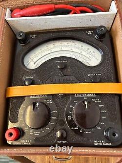 Vintage Universal Avometer Model 8 Mk 4 Tan Leather Case & Probes. Excellent