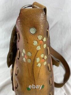 Vintage tan brown leather hand tooled semi structured shoulder bag with flowers